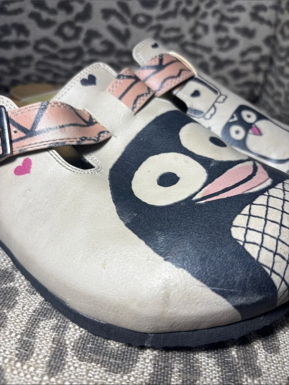 Calceo leather clogs penguin print mismatch cute casual shoes size 41 womens 10 - Picture 11 of 11